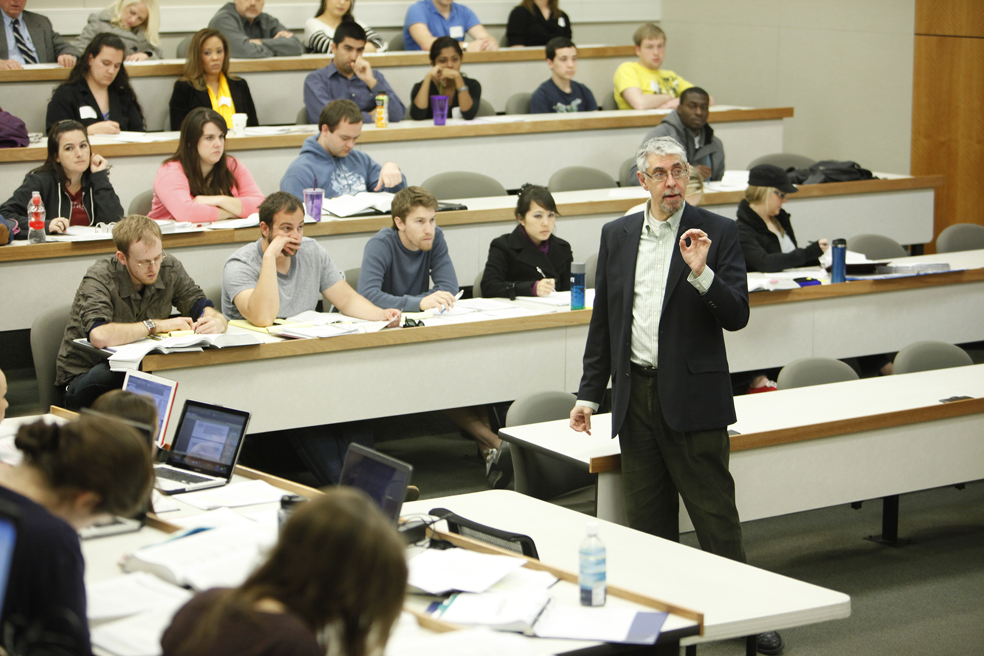 Beloved professor celebrates 40 years of teaching at McGeorge School of ...