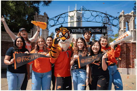 smith gate students