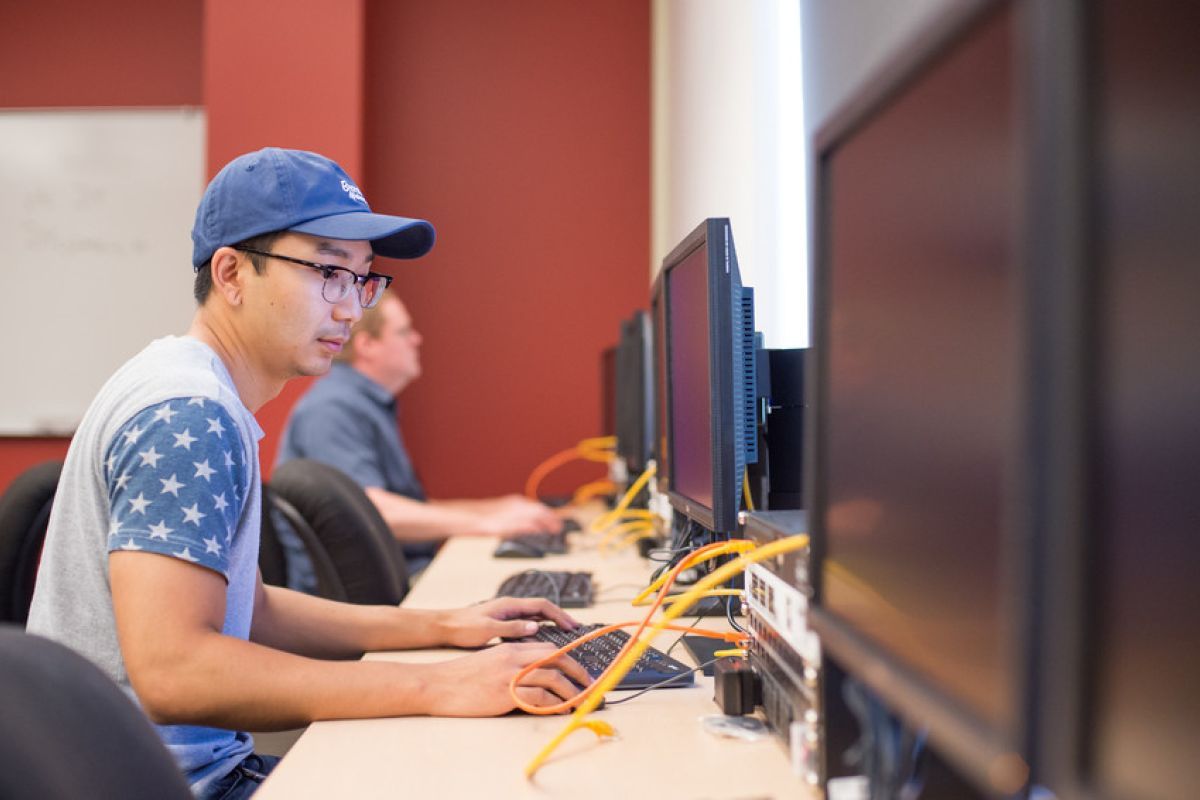 Students working in a computer lab