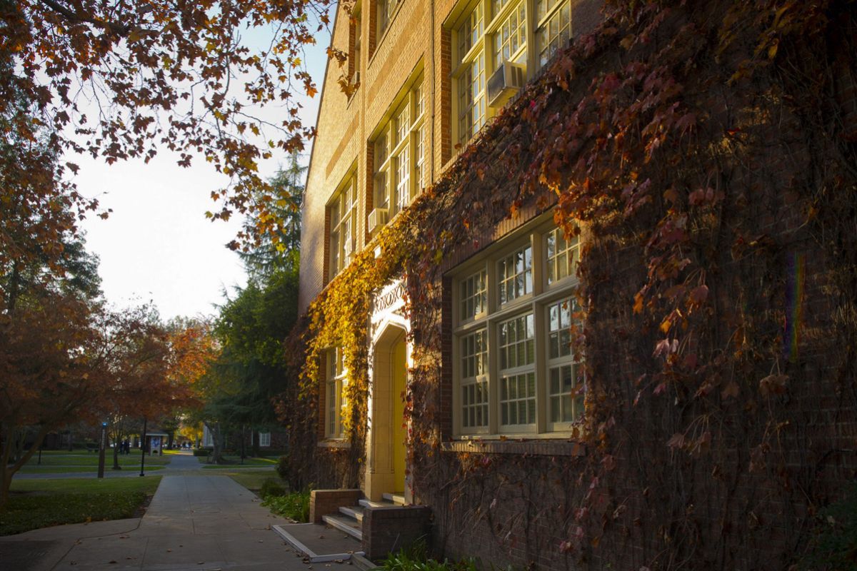 Knoles Hall Fall