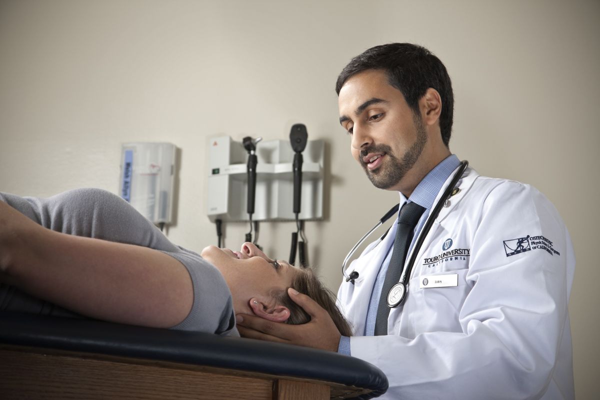 Touro University doctor of osteopathic medicine student
