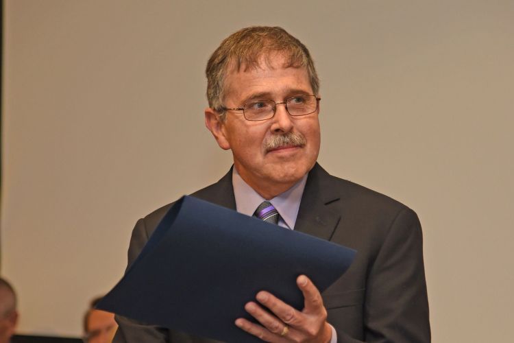 William Lundergan