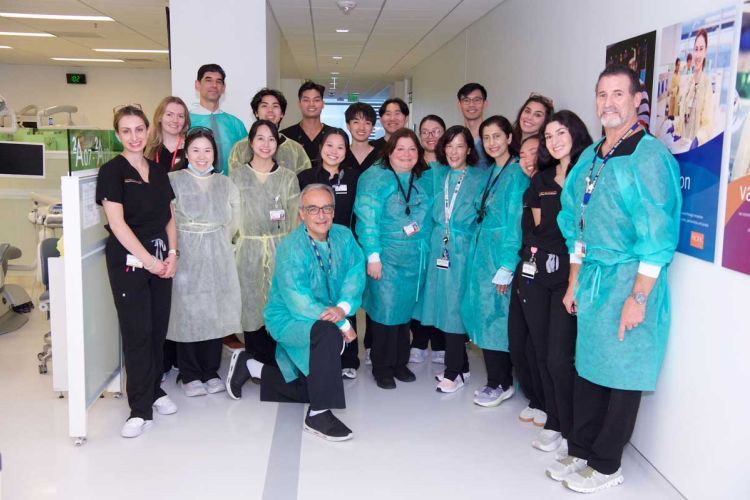 group photo of volunteers