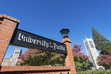 university of pacific sign at the corner of campus