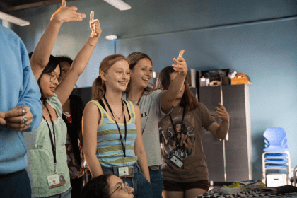 Students experience life on Pacific's campus