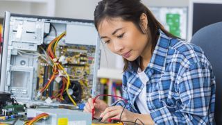 Woman working on computer. 