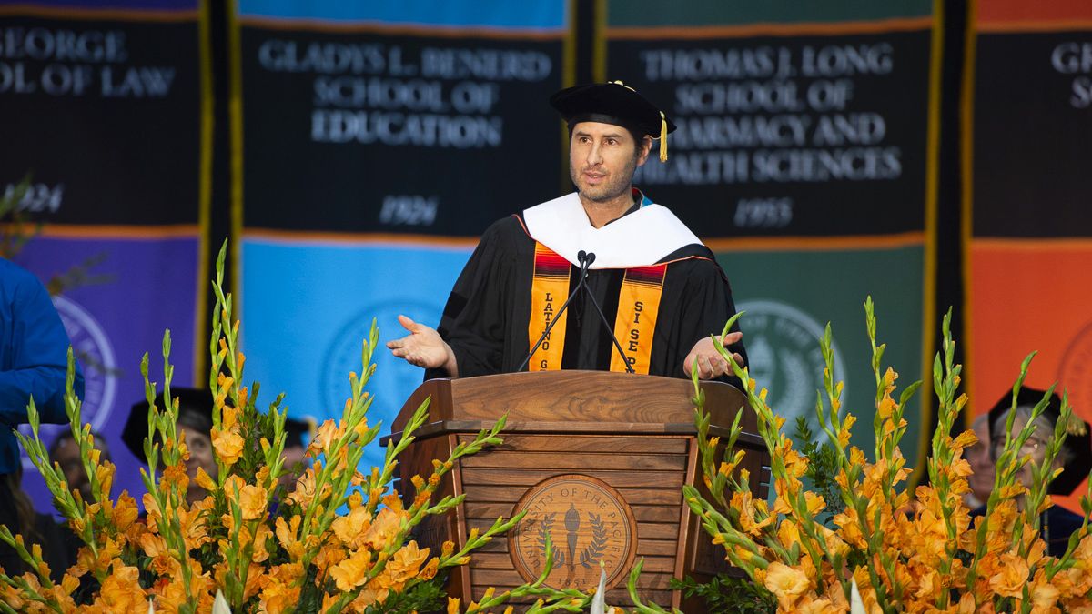 content.field_image.alt