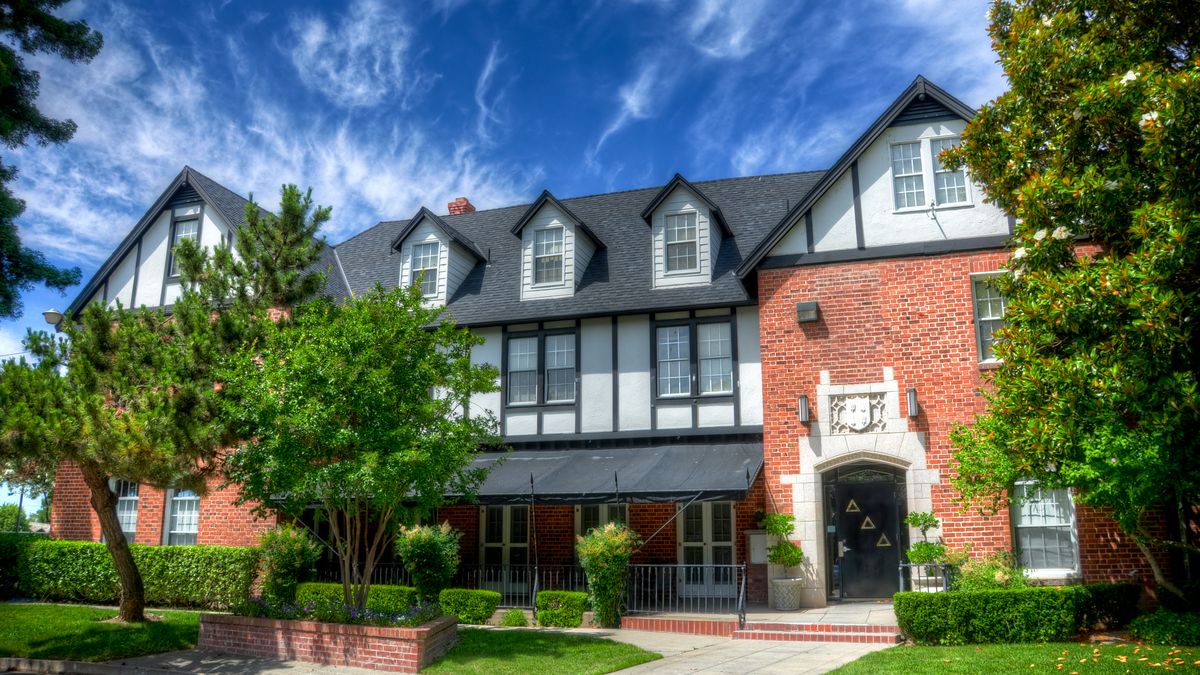 Tri Delta house