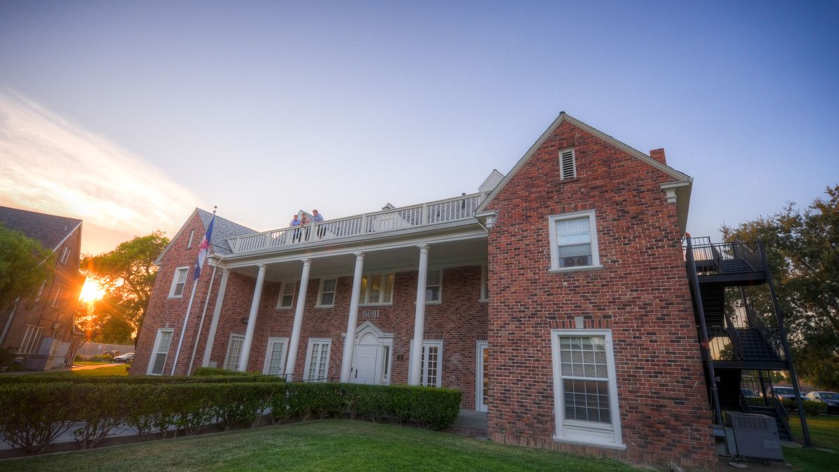 Beta Theta Phi house 