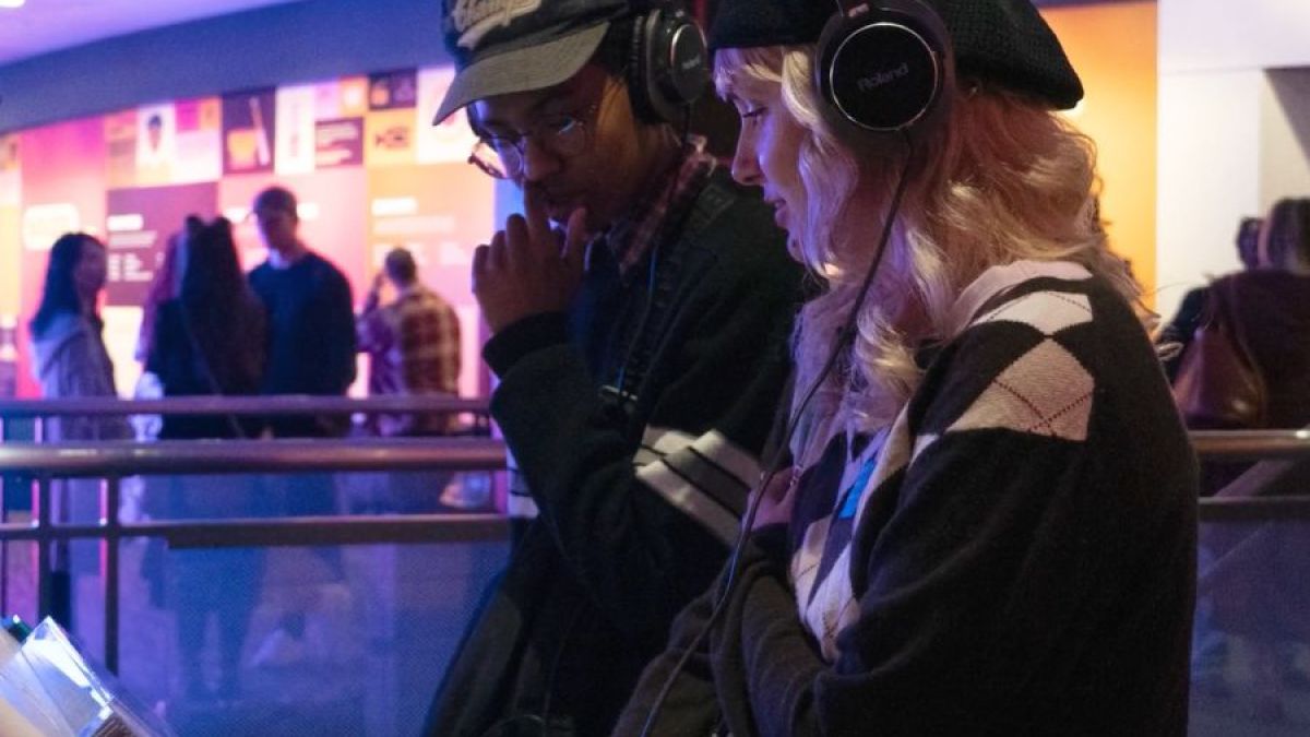 content.field_image.alt